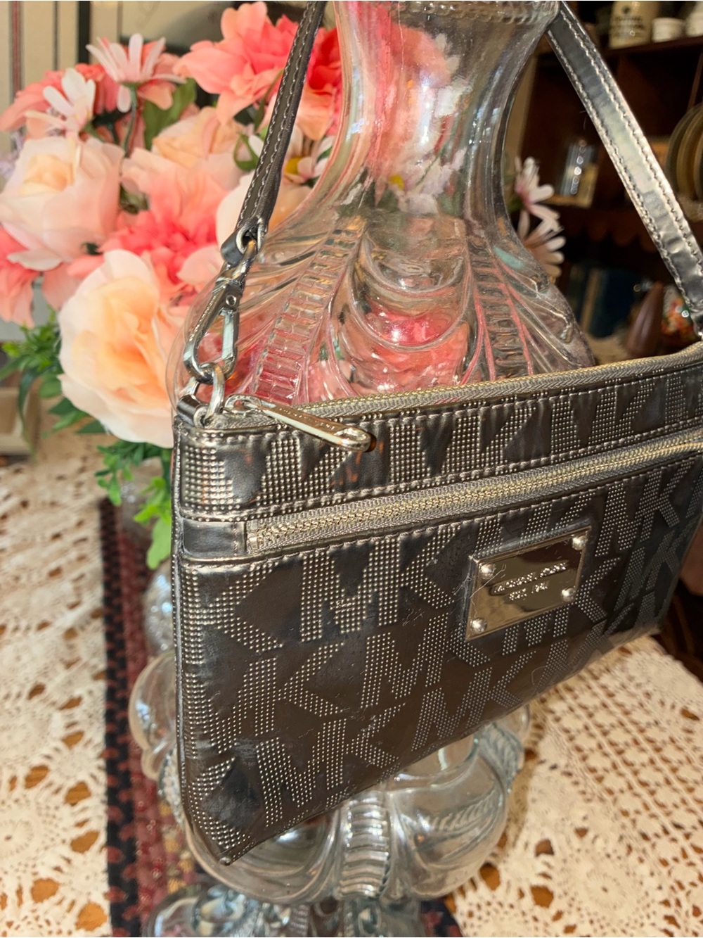 Michael Kors Jet Set Metallic Pewter MK Logo Mini Wristlet - Picture 14 of 14